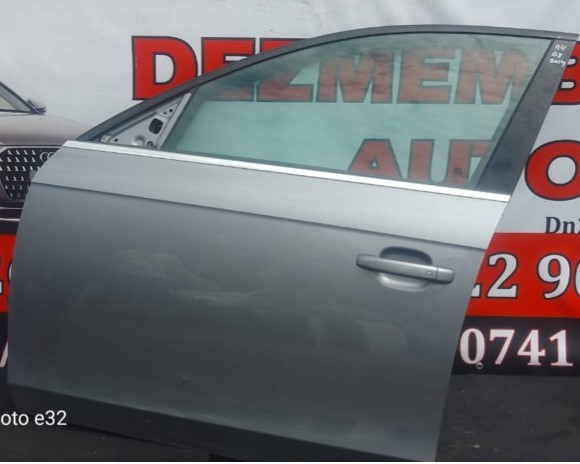 Usa Stanga Fata Audi A4 B8 2014