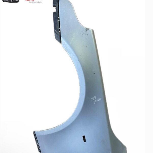 Aripa Stanga BMW Seria 5 E60 - 2008