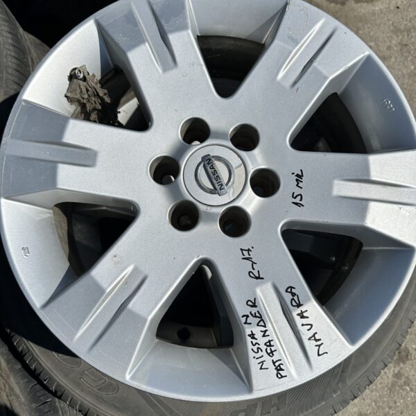 Set Jante Nissan Pathfinder Navara R17